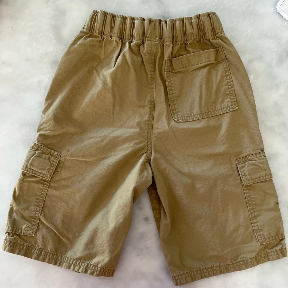 The Childrens Place Boy Cargo Shorts. 12